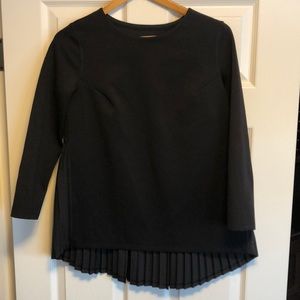 Lululemon Neoprene Pleated Shirt